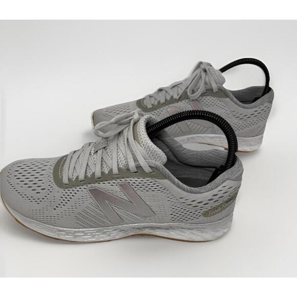 New Balance Arishi V1 Gray Running Shoes Sneakers Women’s Size 7 WARISLO1 - Picture 1 of 9
